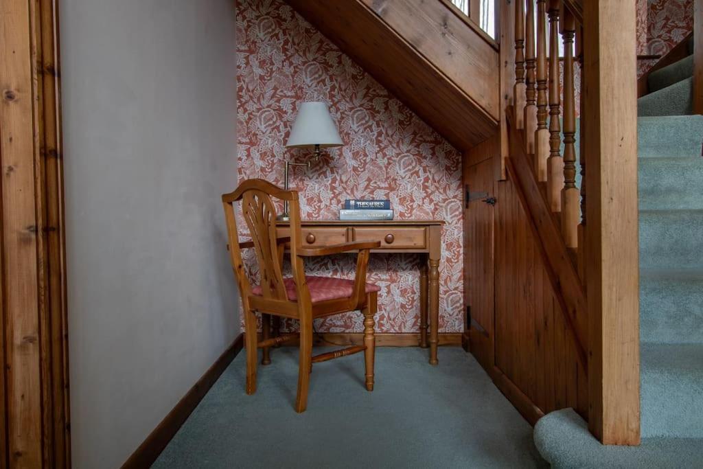 Villa The Wheelhouse At Hewish Mill Bittadon Exterior foto